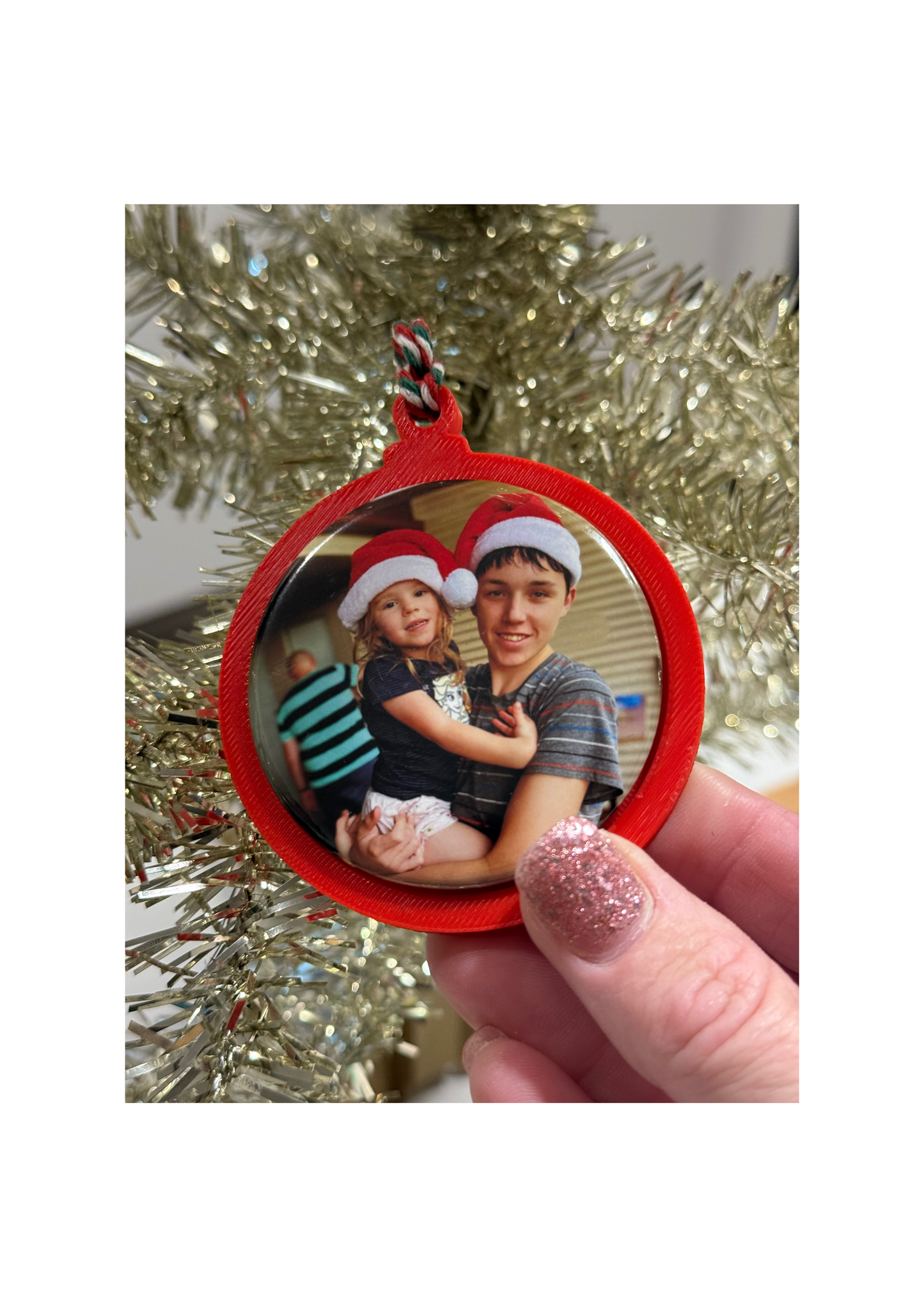 🎄 ✨ 58mm Round Christmas Ornament with Removable Photo Magnet
